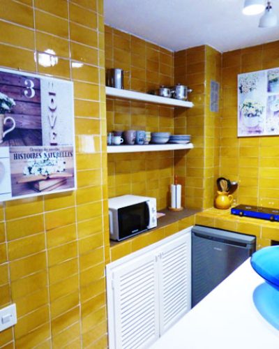 cucina-di-appartamento-in-affitto-a-formentera